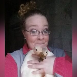 Meet your Posher, Makenzie